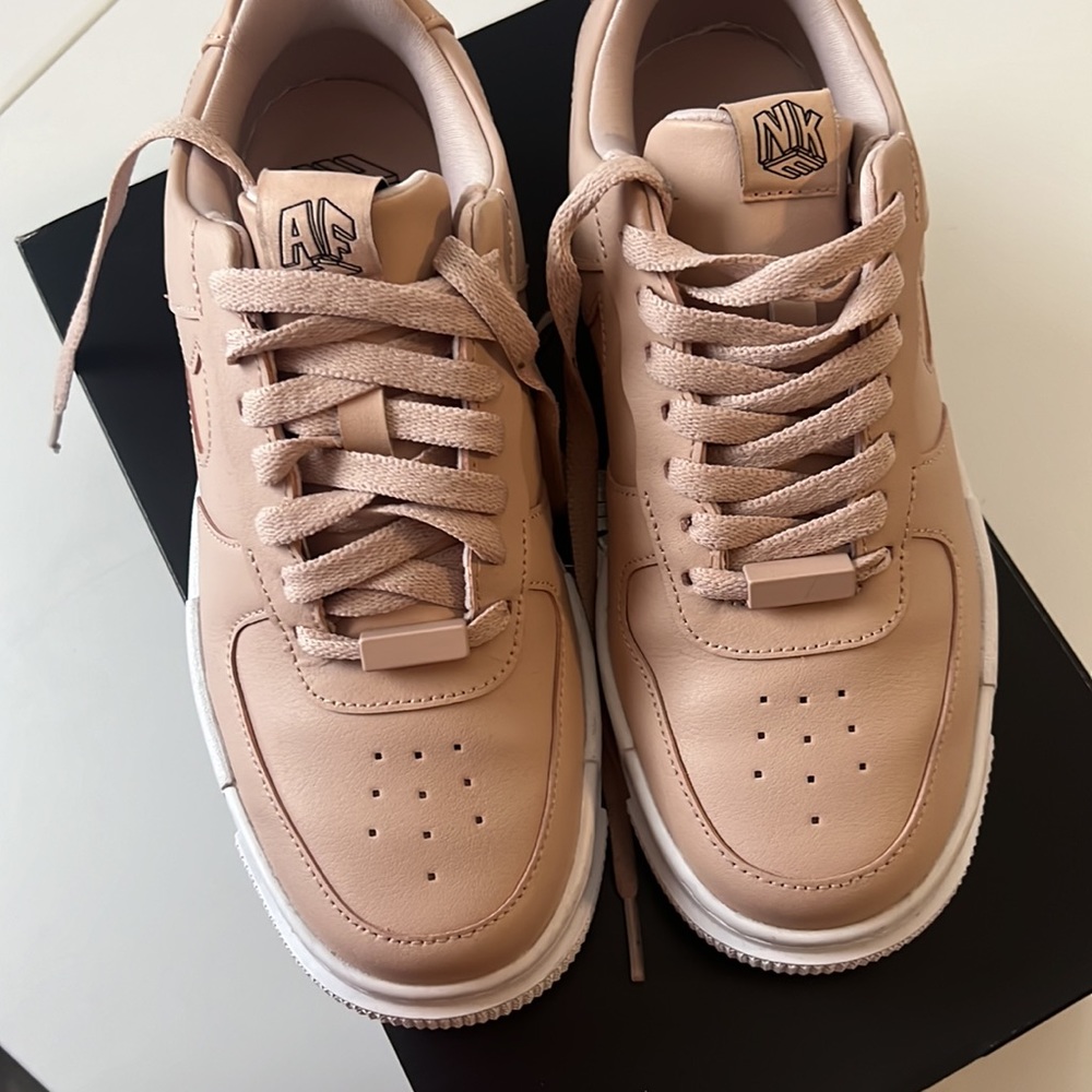 Women’s Af1 Pixel Gem